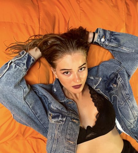 Aspirante modella e attrice