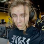 Attore | 189 cm | fisico atletico | Viso delicato