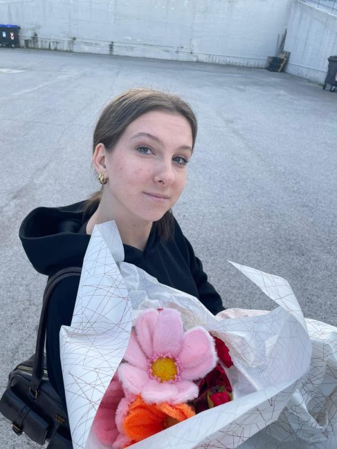 7f65689a-8312-4884-a407-0bb40f7115a9