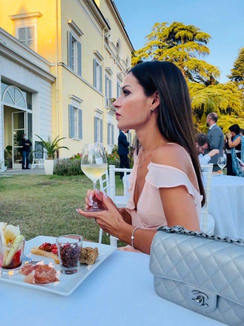 844302b1-df8b-45f7-9880-7960c3c10605